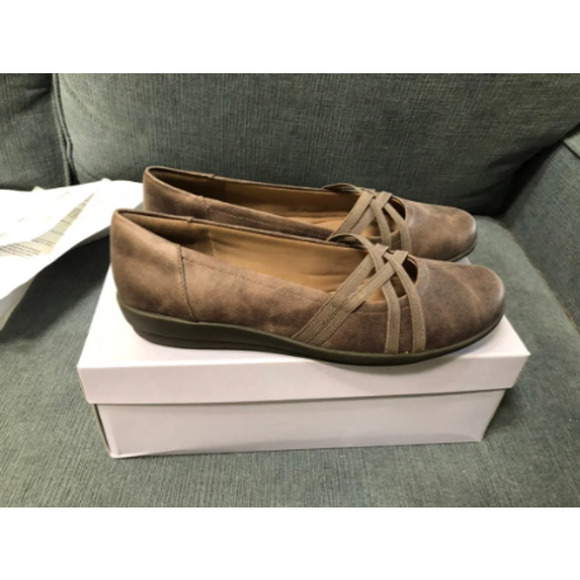 NWT Easy Spirit Aubree Criscross Strappy Round-toe Slip-on Wedge Flats Size 8 - Picture 8 of 12